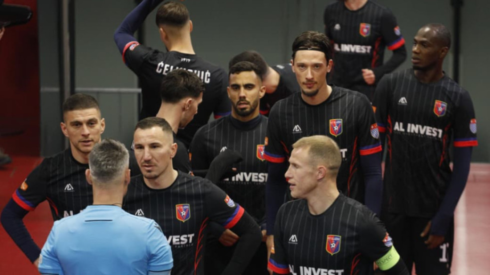 Terri pushton “Air Albania” për minuta të tëra, ikin dritat në ndeshjen Dinamo-Vllaznia