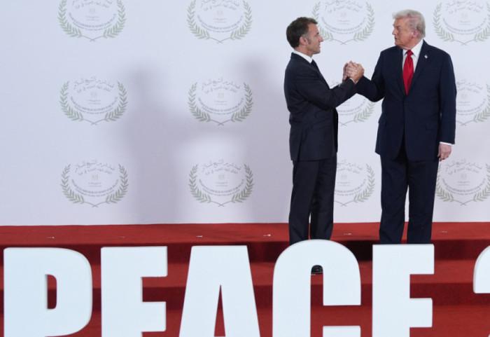 “Tarifa deri në 200% për verën dhe shampanjën”, kërcënimet e Trump ndaj Macron