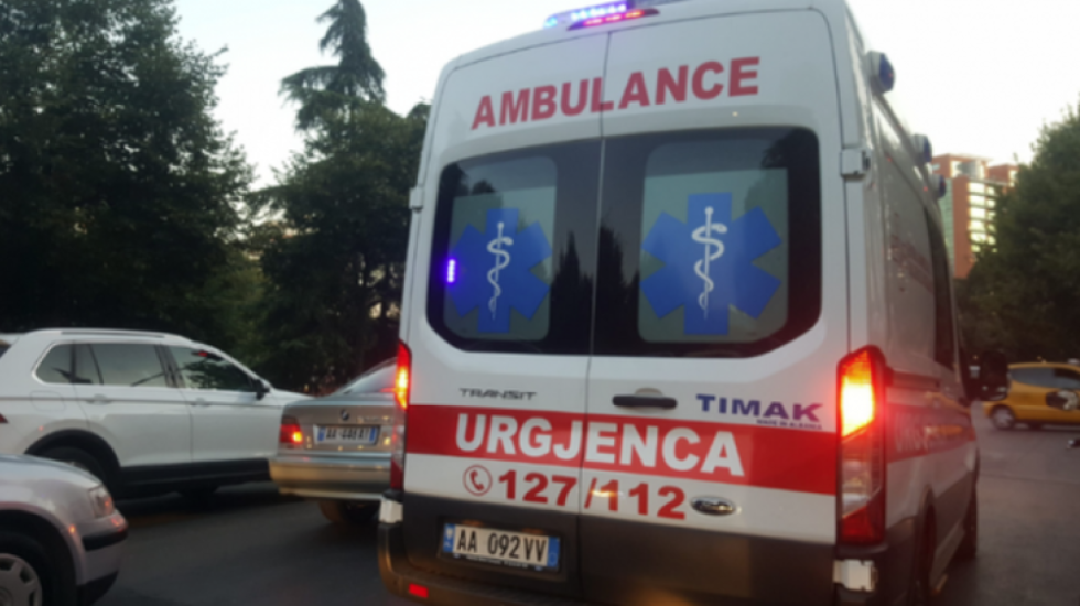 Aksident me vdekje në Berat, humb jetën kalimtarja