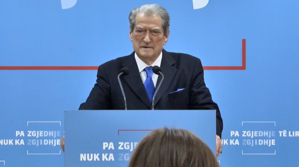 "Qytetarët nesër në protestë do t'i japin leksion qeverisë", Berisha mesazh Ramës: Rri në zyrë po je burrë!