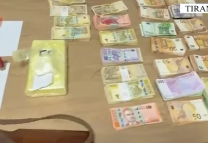 Furnizonin shpërndarësit me kokainë, 3 të arrestuar në Tiranë, sekuestrohen 120 mijë euro