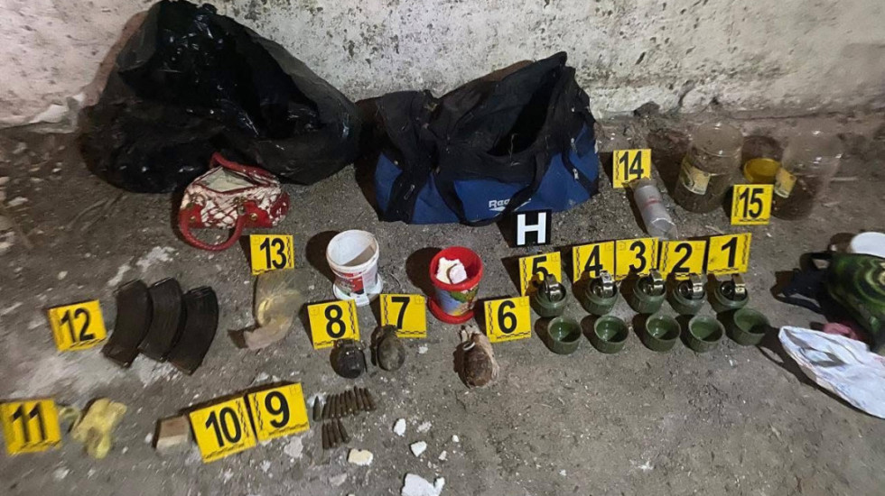 Operacion në veri të Kosovës, zbulohen armë dhe municione