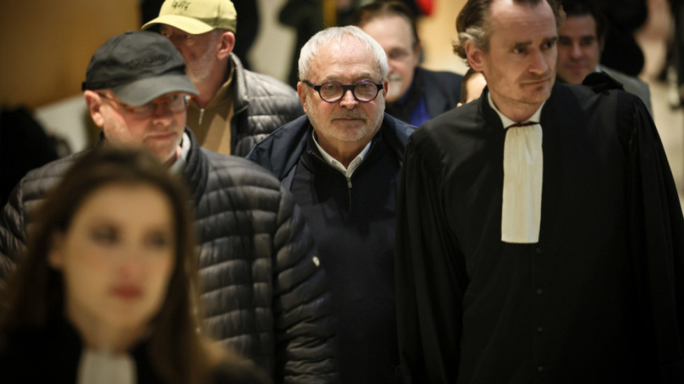 I hodhi deputetes ekstazi në gotë për ta përdhunuar, Senatori rrezikon deri në 10 vite burg