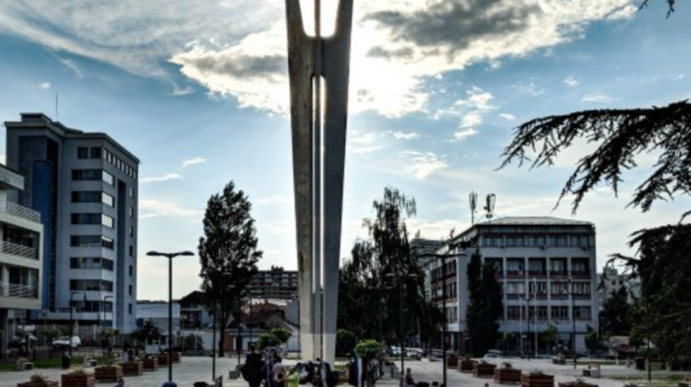 3 zyrtarë të Prishtinës kapen për korrupsion, Përparim Rama: Gati të bashkëpunojmë me autoritetet