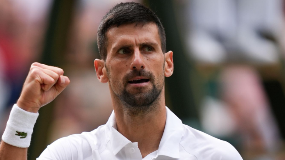 Djokoviç bën mrekullinë në Australian Open, eliminon në gjysmëfinale Sinner