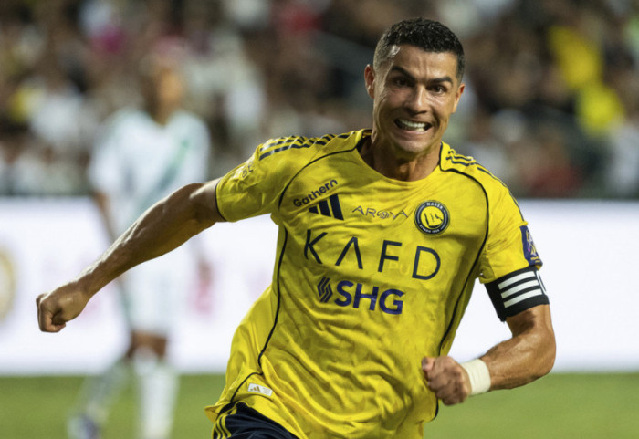 Tronditet Arabia, Cristiano Ronaldo 'hyn në grevë', refuzon të luajë me Al Nassr