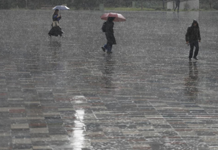 Dimër në pranverë? Ulen ndjeshëm temperaturat, reshje të dobëta