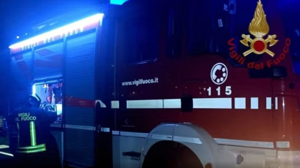 Tronditet Italia, helmime masive në një restorant dhe një çerdhe