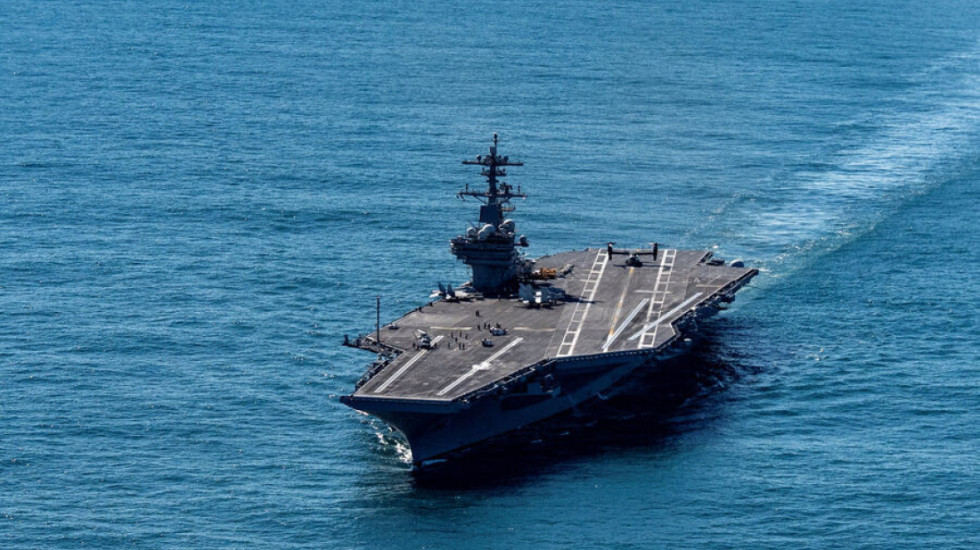 Rrëzohet droni Iranian, iu afrua një aeroplanmbajtëseje amerikane