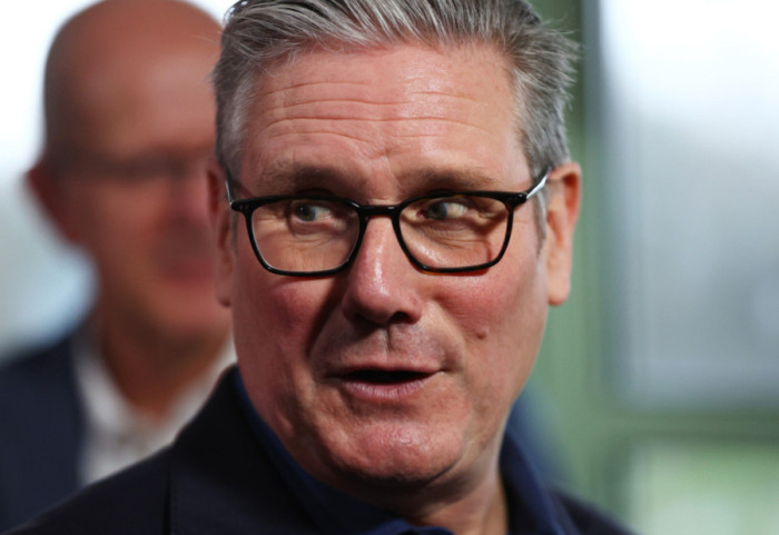 "Kërkoj falje që besova gënjeshtrat e tij", Starmer flet për Mandelson pas dosjes "Epstein"