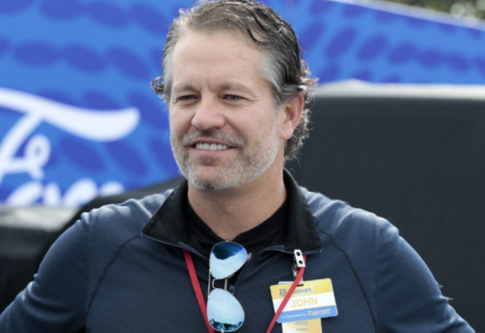 Nga magazinier në CEO, udhëtimi i jashtëzakonshëm i kreut të kompanisë më të madhe në botë