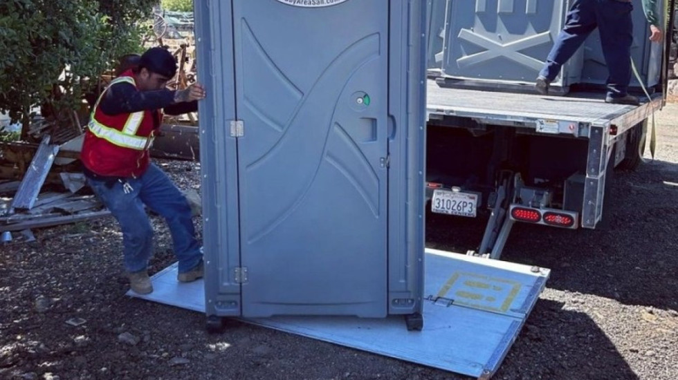 "Sipërmarrësi i vitit", ideja ‘e neveritshme’ që e bën të fitojë 4 mln euro në vit