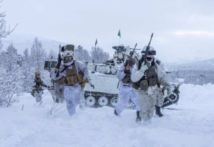 “Roja i Arktikut”, NATO nis misionin historik pas presionit të Trump mbi Groenlandën