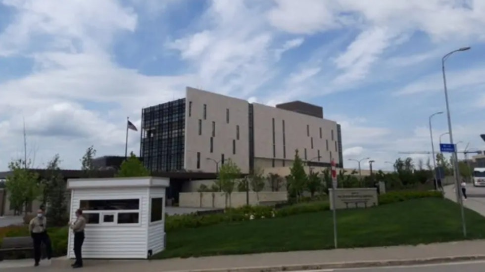 Ambasada e SHBA në Prishtinë përshëndet qeverinë e re: Të çojmë para prioritetet