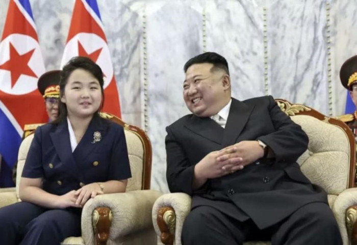 Koreja e Veriut gjen “lideren” e re, Kim Jong Un do ta trashëgojë pushtetin tek e bija 13-vjeçare