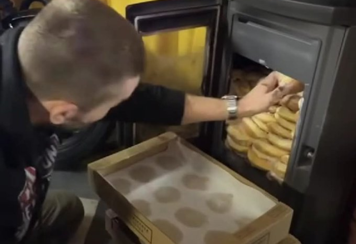 Druri për ngrohje kushton shumë, në Poloni e gjejnë zgjidhjen te petullat e marketit me ofertë