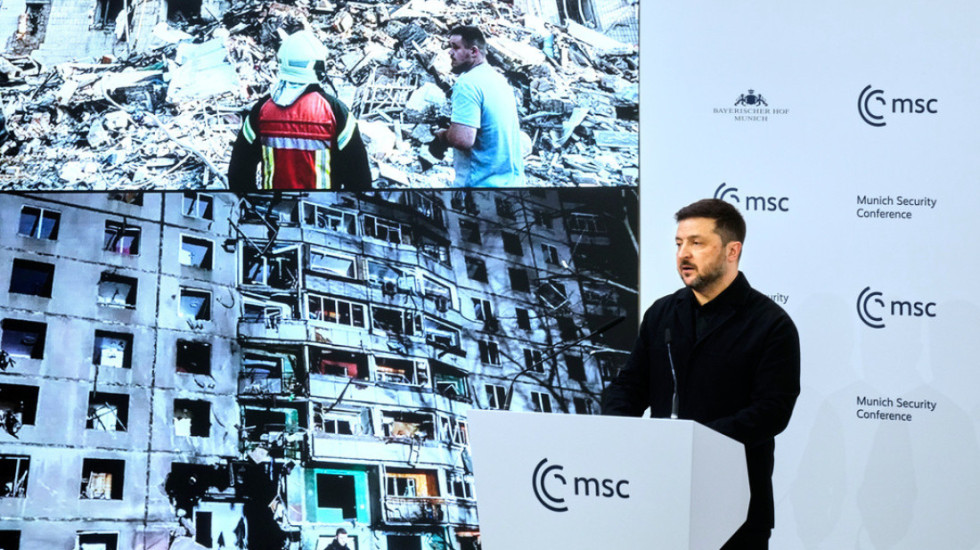 “Nuk i ka mbetur shumë kohë”, Zelensky komenton me ironi ‘zhdukjen’ 10 ditore të Putinit