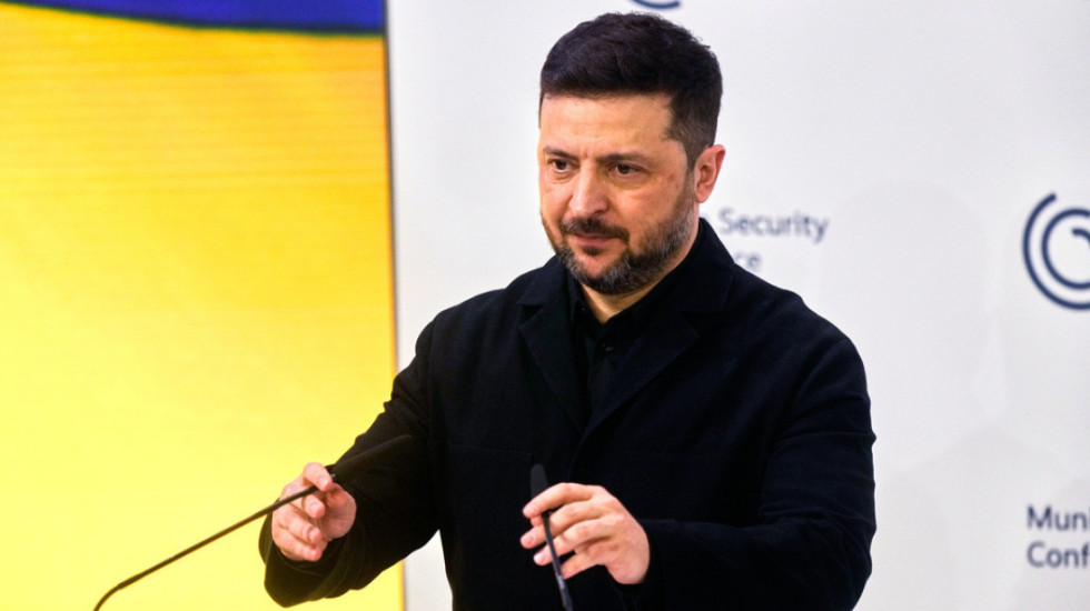 Ukraina sulmon dy anijet ruse me naftë, Zelensky: Ishin pjesë e flotës hije