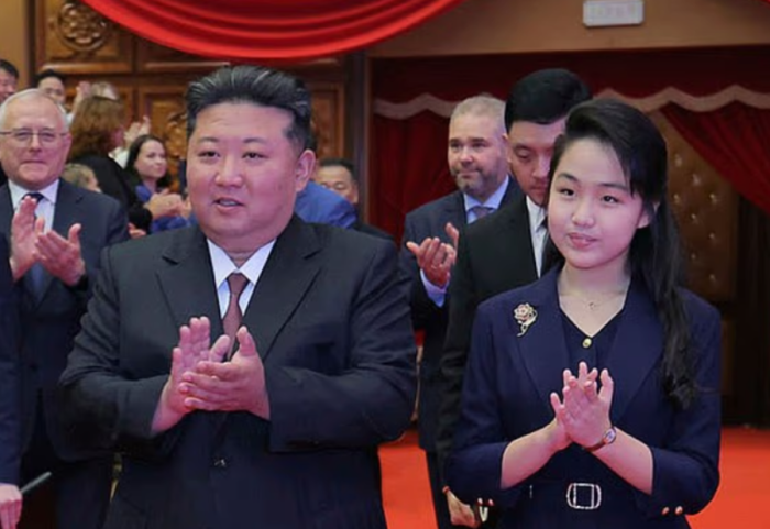 “Trashëgimtarët e fronit në Korenë e Veriut, betejë brutale mes hallës dhe mbesës!”