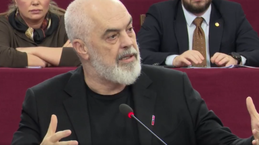 “Belinda ma ka dorëzuar dorëheqjen 3 herë”, Rama: Nuk ja kam pranuar, nuk janë plotësuar kushtet