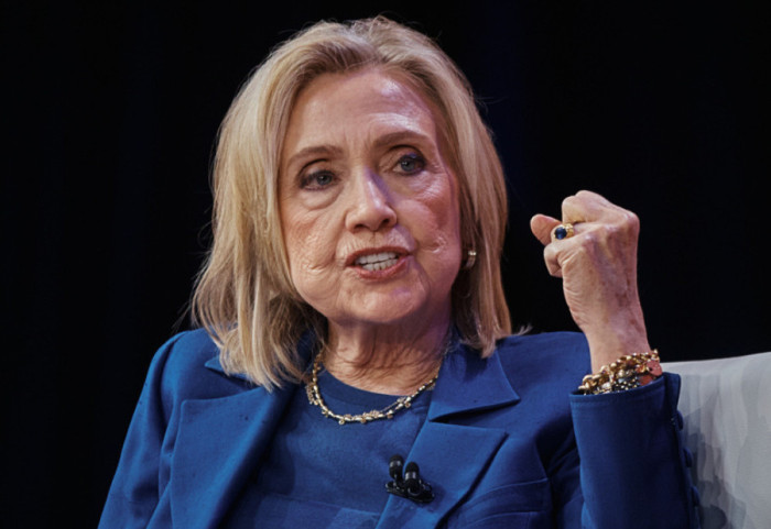 Dosja Epstein, dëshmon Hillary Clinton: Nuk e kam takuar asnjëherë, pyesni Trump për këto gjëra