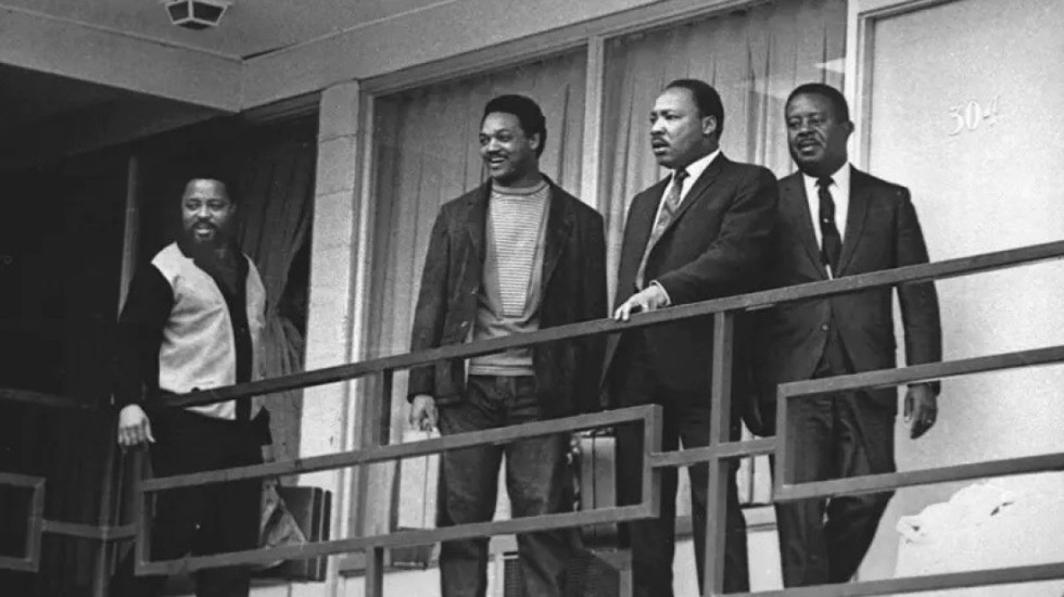 Në krah të Martin Luther King për të drejtat civile, shuhet Jesse Jackson