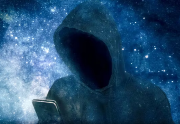 Çfarë është “chroming”, sfida e re virale ku rrjetet sociale kthehen në ruletë ruse