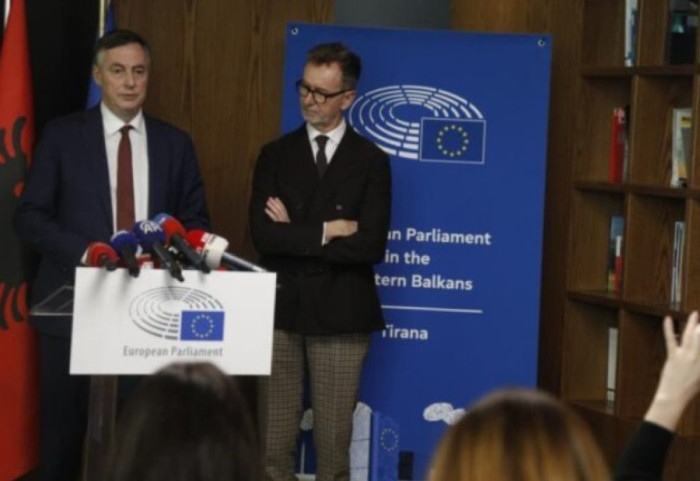 Çështja ‘Balluku’, McAllister ia lë detyrë Ramës: Test për Shqipërinë, të zgjidhet nga qeveria