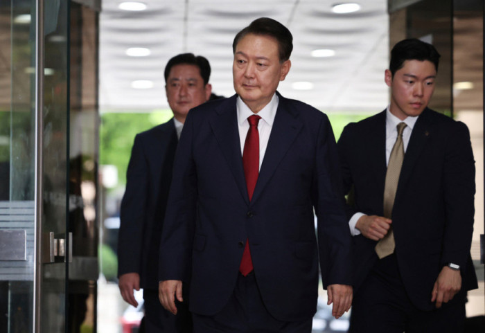 Burg përjetë ish-presidentit të Koresë së Jugut, i shpëton dënimit me vdekje për grushtin e shtetit