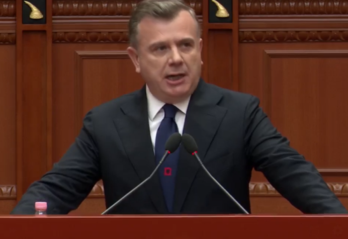 “Do vazhdojmë me nismën për ndarjen e pushteteve”, Balla: Nuk ka asnjë kërkesë për heqje imuniteti