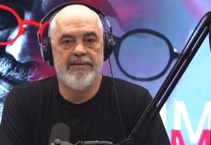 “Balluku, rezultateve të jashtëzakonshme në punë”, Rama: Në rrethana të tjera nuk do të ishte larguar