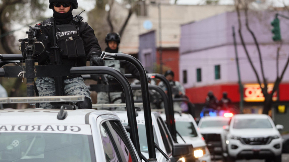 Katër muaj para Botërorit 2026, tifozët këshillohen të mos udhëtojnë në Meksikë