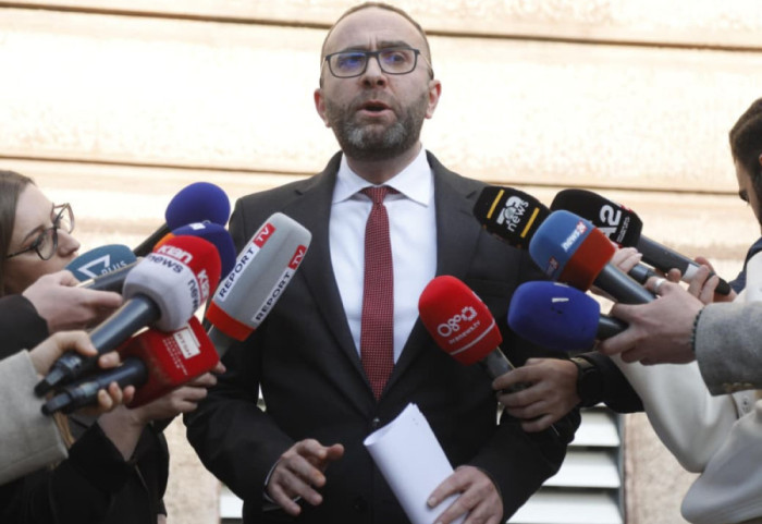 “Mazhoranca po i bën mburojë politike Ballukut” Bardhi: Rrezikon deri në 35 vite burg