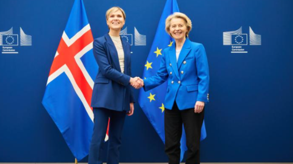 Islanda drejt anëtarësimit në BE, populli do të vendosë me referendum