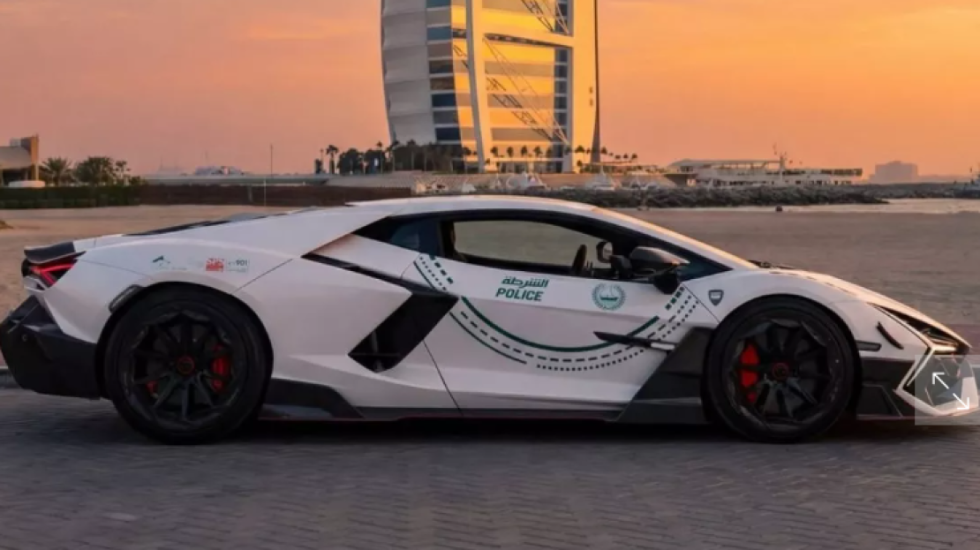 1,070 kuaj fuqi për patrullim! Policia e Dubait prezanton "bishën" e re