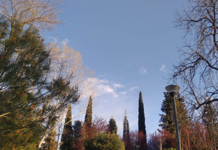 Moti në Shqipëri, fundjava nis me diell dhe temperatura pranverore