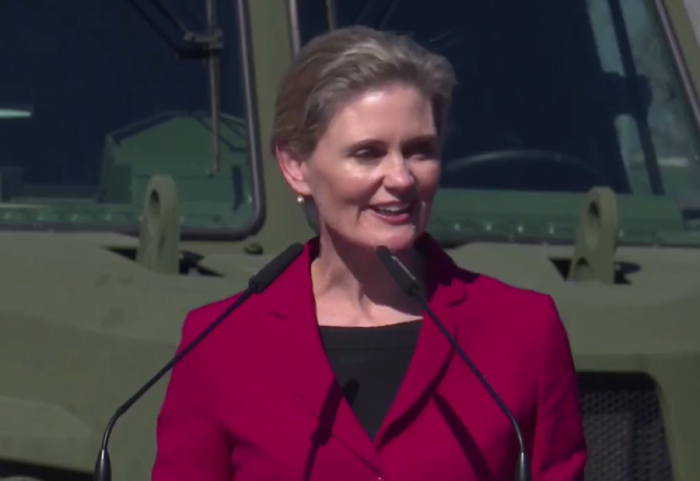 Raketat “Javelin” mbërrijnë në Shqipëri, mesazh force nga SHBA: Garanci për NATO-n!