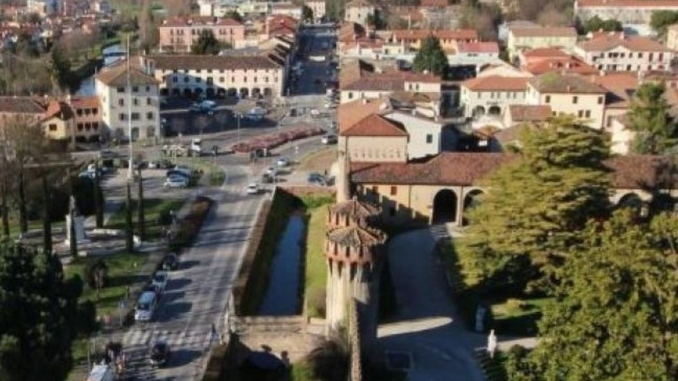 “Lexojeni testamentin në këshillin bashkiak”, i dhuron 600.000 euro qytetit dhe i jep fund jetës