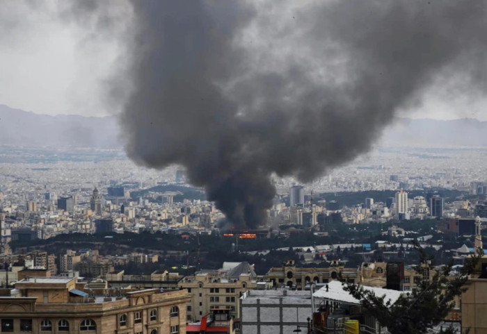 Bombardimet goditën shkollën fillore për vajza, 40 nxënëse humbën jetën