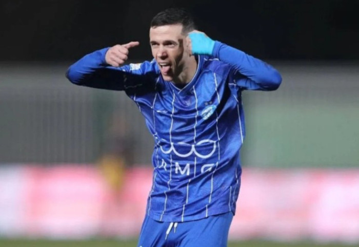 Dje luajti titullar, sot Jasir Asani i bllokuar në Iran, do përshkojë mbi 2100 km rrugë për t’u larguar