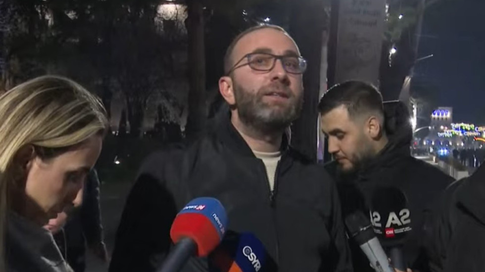 Vila e Enver Hoxhës në flakë, Bardhi sqaron sulmin me molotov: Po përsëritet regjimi pas 35 vitesh!