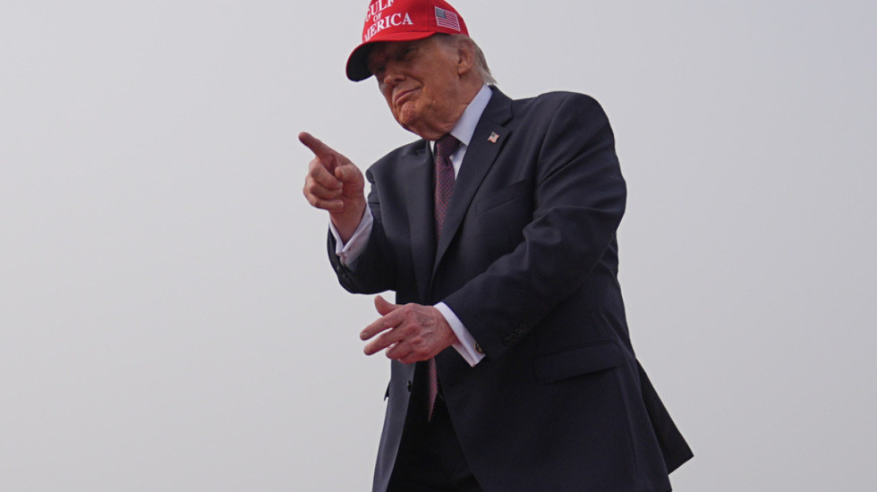 “Besojmë se Khamenei ka vdekur”, Trump: Pres telefonatën e Iranit, e zgjedh unë liderin e ri