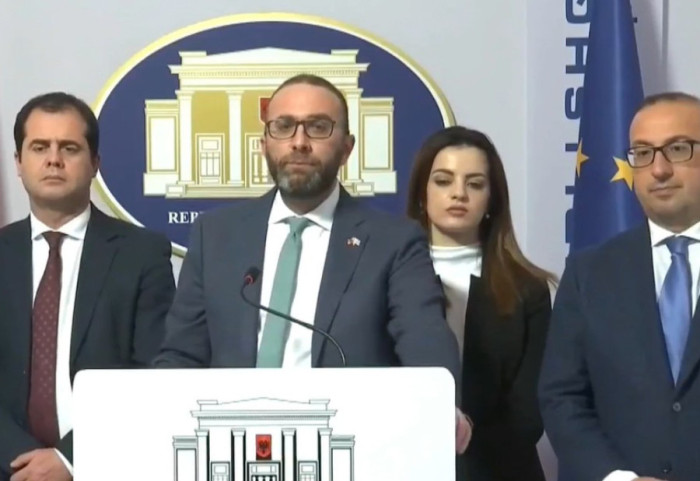 PD i kërkon Kuvendit t'i hapë rrugë arrestimit të Ballukut, Bardhi: Rrezikon 35 vite burg, po kërcënon dëshmitarët!