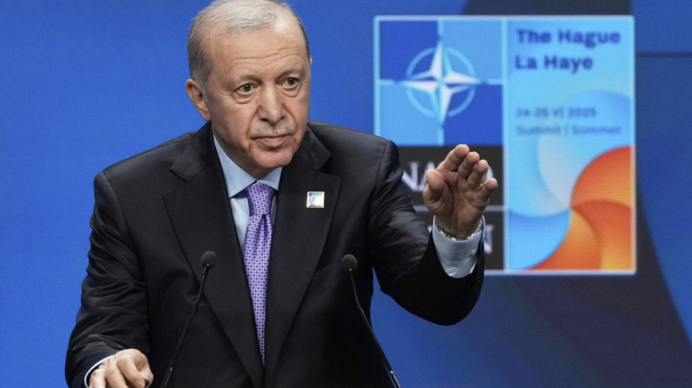 Turqia reagon për luftën në Lindjen e Mesme, Erdogan telefonon shefin e NATO-s, BE mblidhet për naftën