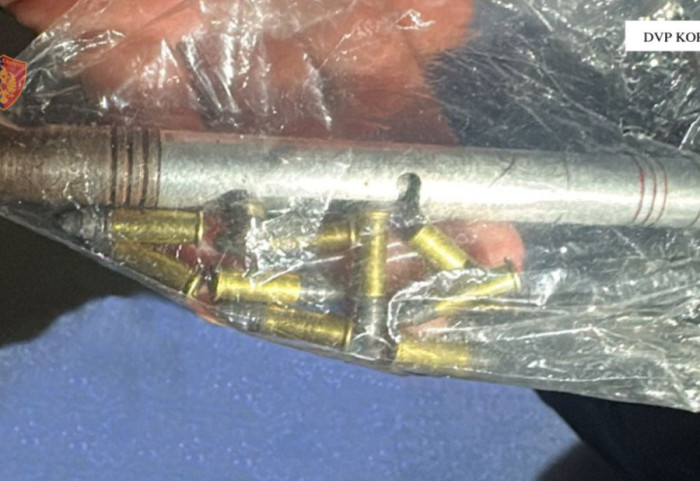 Me pistoletë stilolaps me vete, kapet në lokal 32-vjeçari