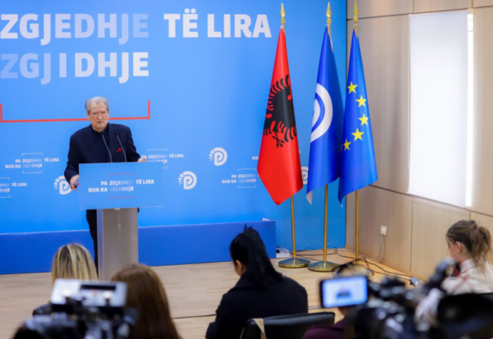 Ngujim në Parlament nëse nuk jepet autorizimi për Ballukun? Berisha flet për protestën