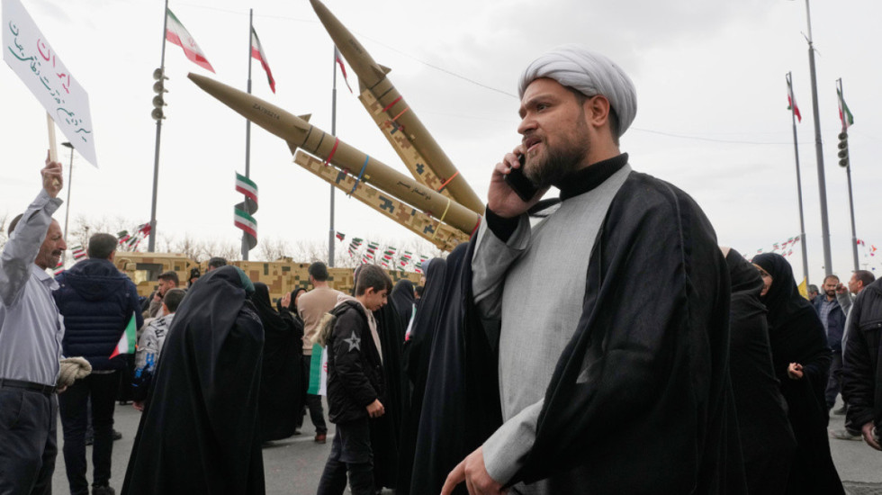 Irani sulmon edhe shtetin e vetëm të Gjirit Persik që e kishte kursyer në 4 ditë