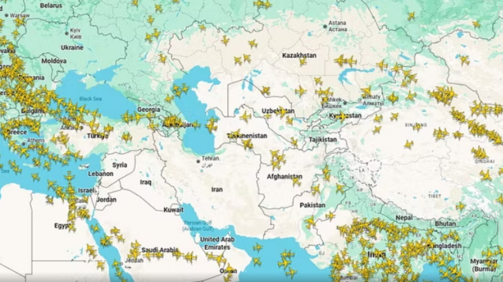 Kaos në trafikun ajror: Mijëra fluturime të anuluara, kriza më e rëndë prej pandemisë