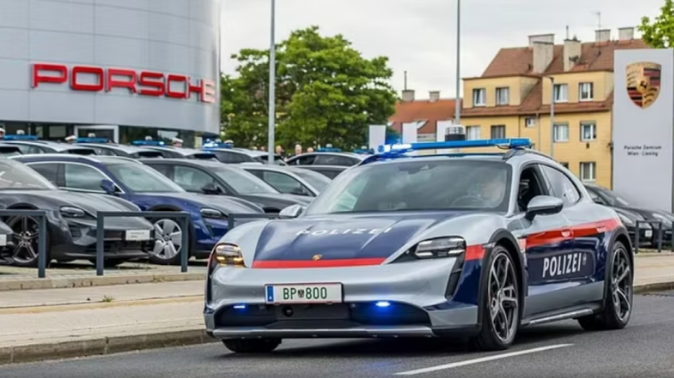 Probleme dhe vonesa, policia heq dorë nga makinat elektrike