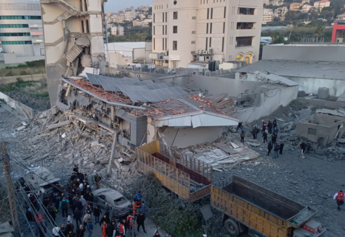 5 ditë luftë, sulme dhe kundërsulme në Lindjen e Mesme, goditet një bazë ajrore dhe një anije